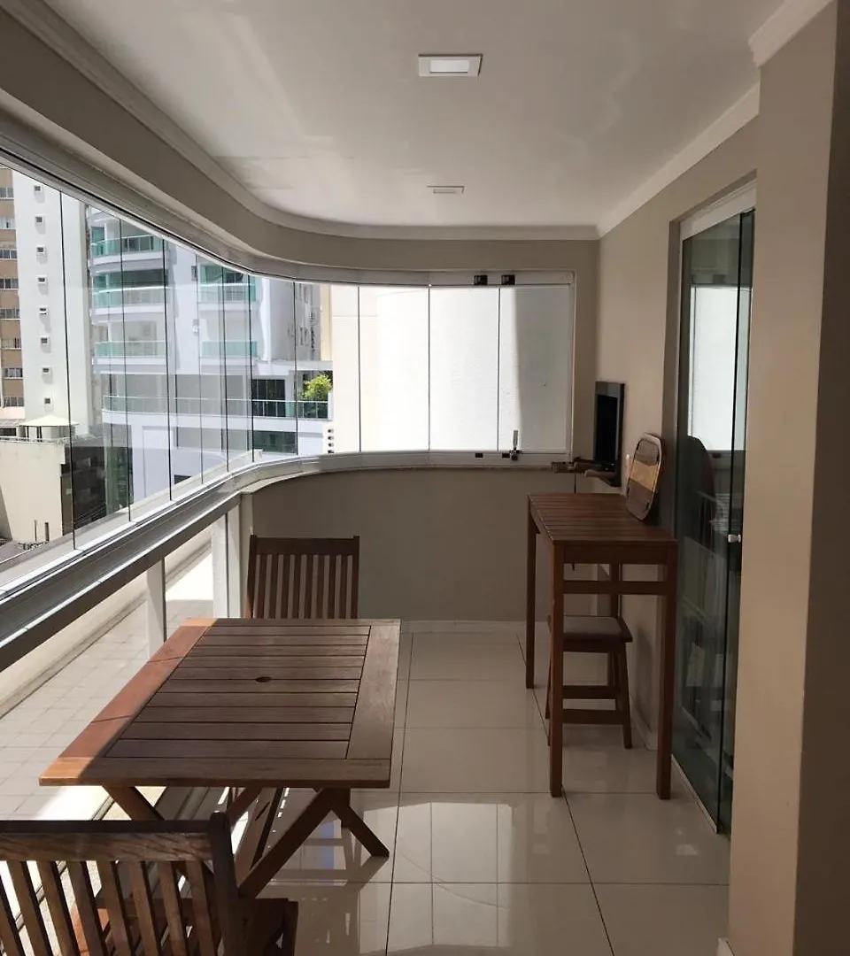 Lindo Apartamento Em Balneario Camboriu, 1 Quadra Do Mar contacts