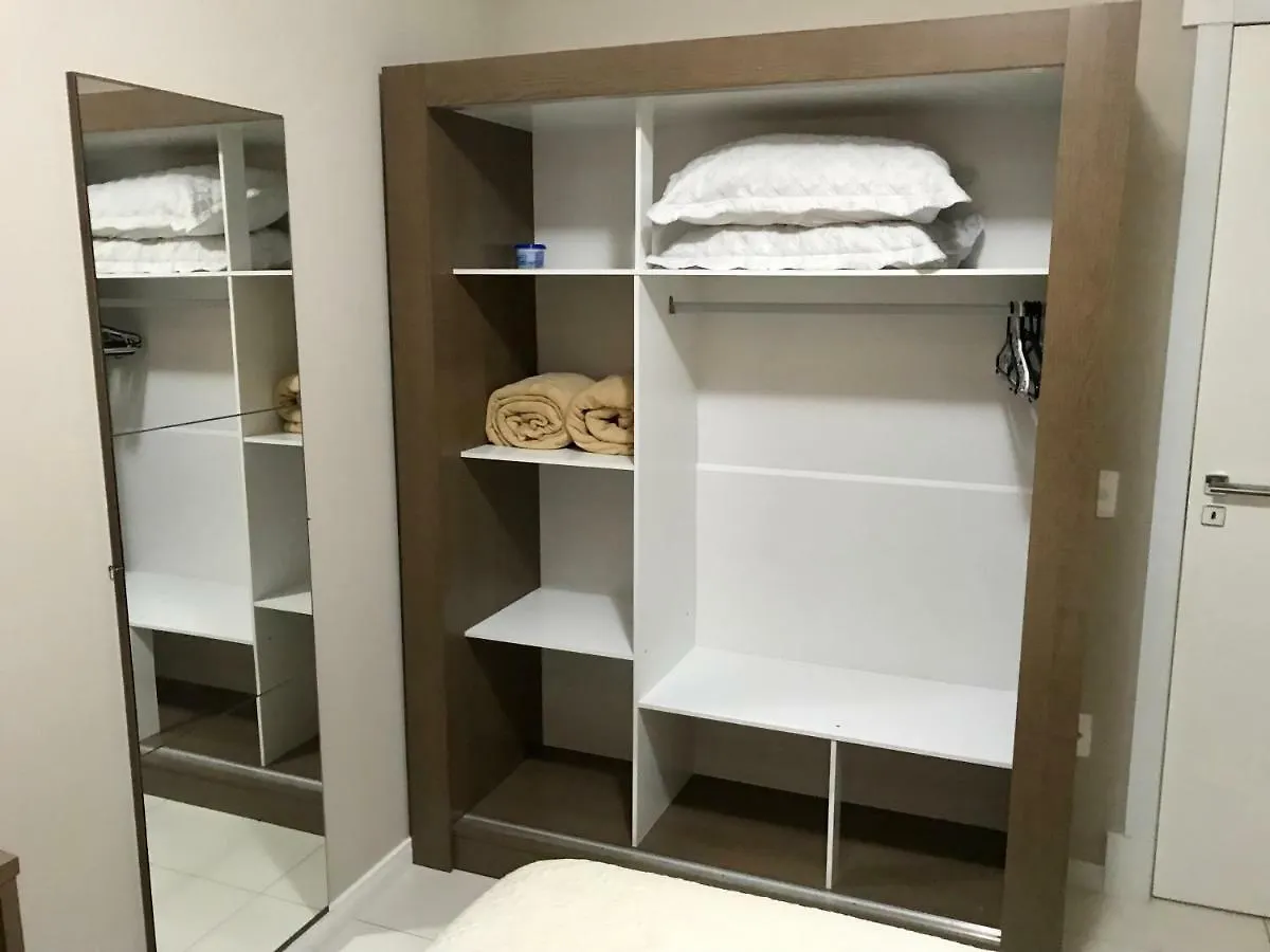 Lindo Apartamento Em Balneario Camboriu, 1 Quadra Do Mar Apartment